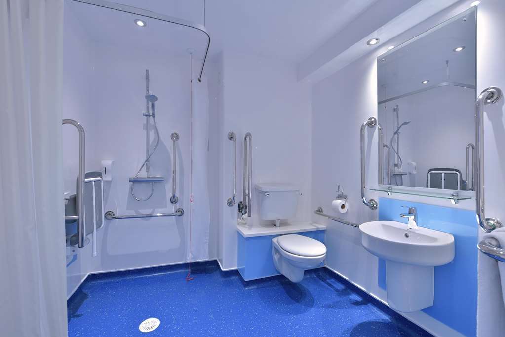 Old Colwyn Travelodge Colwyn Bay الغرفة الصورة